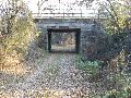 eleznin most v lokalit U Tech k na Pclovn, oprn zdi z kamene, nosn deska beton, pohled ze severu, foto: listopad 2003